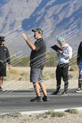 media/Oct-30-2025-Racers Edge (Thu) [[dabbdaf680]]/1-Around the Pits- Track Walk/